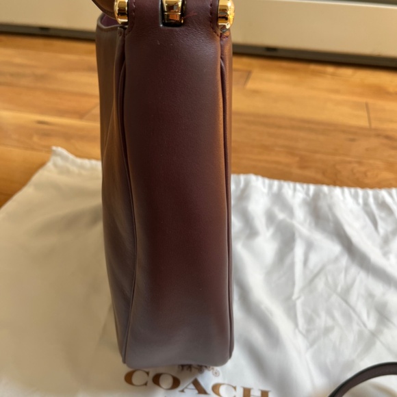 Coach Nomad Hobo Glove Tanned Leather Oxblood - Picture 7 of 12